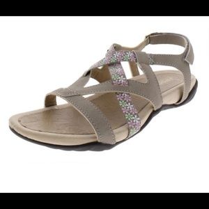 JSport Jambu JBU Woodland Flat Sandals 7.5